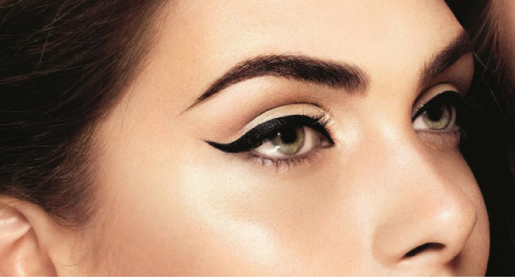 How often does permanent eyeliner tattoo need touchups? - Strokes of Genius Microblading
